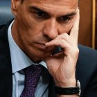 El presidente del Gobierno, Pedro Sánchez, durante el pleno extraordinario este 9 de julio de 2025, en el Congreso de los Diputados en Madrid.