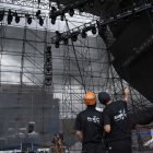 El montaje del escenario concluyó hoy. El recital en la capital será el jueves 10 de julio.