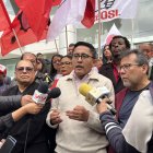 UNE convoca movilización nacional en defensa de la educación y los derechos docentes