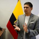 El presidente de la Comisión de Garantías Constitucionales habló sobre la pugna entre comisiones por fiscalizar al Gobierno.