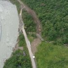 En la Amazonía hay pasos provisionales y monitoreo por actividad volcánica.