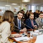 El presidente de la Asamblea, Niels Olsen (ADN), liberó la lista de funcionarios despedidos.