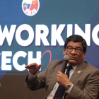 El ministro de Producción, Luis Alberto Jaramillo en un diálogo con exportadores en Guayaquil.