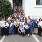 Luisa González, presidenta de la Revolución Ciudadana, junto al bloque legislativo en una reunión el pasado 22 de abril.