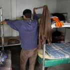 Un hombre, que prefiere permanecer en el anonimato, es fotografiado en el centro de rehabilitación "Volver a Nacer" en Celaya, Guanajuato, México, el 20 de junio de 2025.