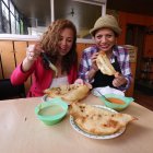 Alicia Quinteros prepara a diario estas empanadas tradicionales con más de 30 años de historia.