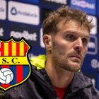 Javier Burrai exgolero de Barcelona SC y su homenaje a Justin Cornejo.