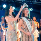 Samantha Quenedit canta, baila y tiene 25 años.