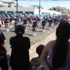 Los desfiles cívicos en julio fomentan la unión entre vecinos, con arreglos en sus barrios, intentando mantener a flote una de las tradiciones más icónicas de la urbe porteña.