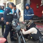 Operativos . Pese a los operativos a motociclistas, la percepción de inseguridad en la ciudad va en aumento.