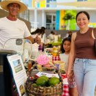 Con capacitaciones, reforestación y ferias sostenibles, la fundación EcoEsfera fortalece comunidades en situación de vulnerabilidad.