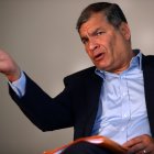 Rafael Correa vinculó a Fernando Villavicencio con un supuesto reparto de hospitales durante el gobierno de Lenín Moreno.