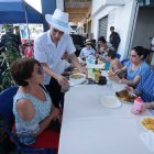 Comunidad. Los residentes del barrio del Salado celebraron con comida.