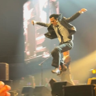 Nick Cave, lider del grupo Nick Cave and the Bad Seeds, es admirado por su personalidad nada tradicional dentro y fuera del escenario.