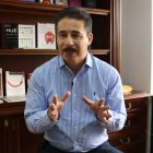 García es autor de obras como