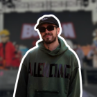 El streamer Juan Guarnizo es conocido por su capacidad de conectar a través de contenidos variados: videojuegos, arte, música y fútbol en formato digital.