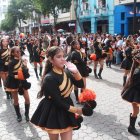 El pasado 25 de julio, un desfile llenó de vida la avenida 9 de Octubre. La tarde de este 26 de julio, en el corazón de Guayaquil, habrá otro desfile, pero que tendrá como protagonista a los carros alegóricos.