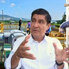 El alcalde de Daule explicó las razones de los cortes de agua en La Aurora.