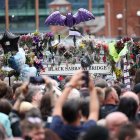 La ciudad inglesa de Birmingham dio su último adiós este miércoles a Ozzy Osbourne (1948-2025), su "príncipe de las tinieblas