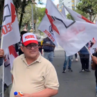Frente a la Corte Constitucional, trabajadores que integran la Ceosl participaron de un plantón; piden observar la Ley de Integridad Pública.