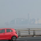 Una capa de niebla cubre el centro y norte de Guayaquil, la tarde de este jueves 31 de julio.