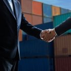 Aunque se esperaba que la sobretasa del 10 % bajara a cero, Estados Unidos impondrá un arancel del 15 % a Ecuador desde el 7 de agosto; las conversaciones seguirán en una cuarta ronda.