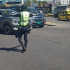 Imagen de referencia. Los uniformados de la AMT acudieron a controlar el tránsito, ante el fallo en los semáforos por el apagón.