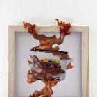 La muestra reúne las piezas de los artistas Hugo Pico y Pedro Castillo.