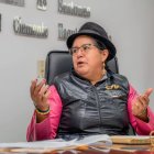 La prefecta de Cotopaxi pidió que se cumpla con el debido proceso y trasparencia.