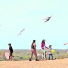 Evento. Cientos de niños y jóvenes participan en esta actividad que protesta contra el consumo de drogas.