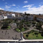 Una vista panorámica de la Plaza Grande, en el Centro Histórico de Quito.