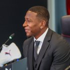 Pervis Estupiñán durante la rueda de prensa que ofreció este martes 12 de agosto.