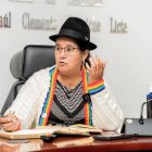 Lourdes Tibán hace un llamado a la unidad de Pujilí para afrontar la crisis que viven.