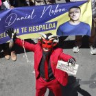 Este 12 de agosto de 2025, los simpatizantes del presidente de Daniel Noboa expresaron mensajes en contra de la Corte Constitucional
