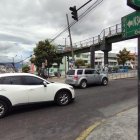 El puente está ubicado en un zona escolar, cerca al colegio San Gabriel.