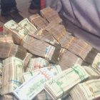 El dinero decomisado estaba dentro de una maleta en una vivienda en La Aurora.