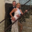 Fabiola Véliz con su esposo, Charles.