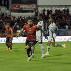 Deportivo Cuenca se metió en la pelea por clasificar al hexagonal final de la LigaPro 2025.