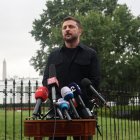 El presidente de Ucrania, Volodímir Zelenski, dio declaraciones este lunes 18 de agosto, luego de su reunión con su homólogo de Estados Unidos, Donald Trump, en Washington.