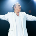 Miguel Bosé anuncia las primeras fechas de su ‘Tour Importante 2026’ por Latinoamérica.