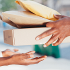 El régimen 2x2 permite la exoneración de tributos en envíos internacionales