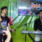 Maykel Cedeño y Ren Kai hacen vibrar el espacio de Radio Punto Rojo con sus canciones