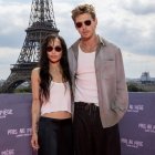 Kravitz y Butler en el estreno de Caught Stealing en París