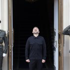 El presidente ucraniano, Volodymyr Zelensky, antes de su reunión con el primer ministro canadiense, Mark Carney, en Kiev, Ucrania, este domingo 24 de agosto de 2025.