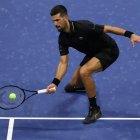 Djokovic, actual # 7 del mundo, derrotó al estadounidense Learner Tien (50) por 6-1, 7-6(3) y 6-2