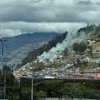 Un incendio se registró la mañana de este 26 de agosto en el Centro Histórico de Quito, en el sector del Panecillo.