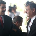Rafael Correa y los políticos del correísmo defienden a Nicolás Maduro, a quien Estados Unidos señala como cabeza del Cártel de los Soles.