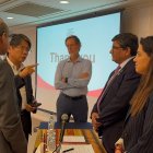 El ministro de Producción, Luis Alberto Jaramillo, con empresarios de Ecuador en las reuniones en Japón.