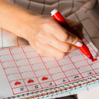 Guía práctica de alimentación para tu periodo. Te listamos los mejores alimentos para combatir el dolor y los antojos