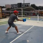 Pickleball Guayaquil Complex, en la ciudadela Kennedy Norte, Guayaquil, congrega a esta nueva comunidad que está en crecimiento y que llena de deportes las noches.